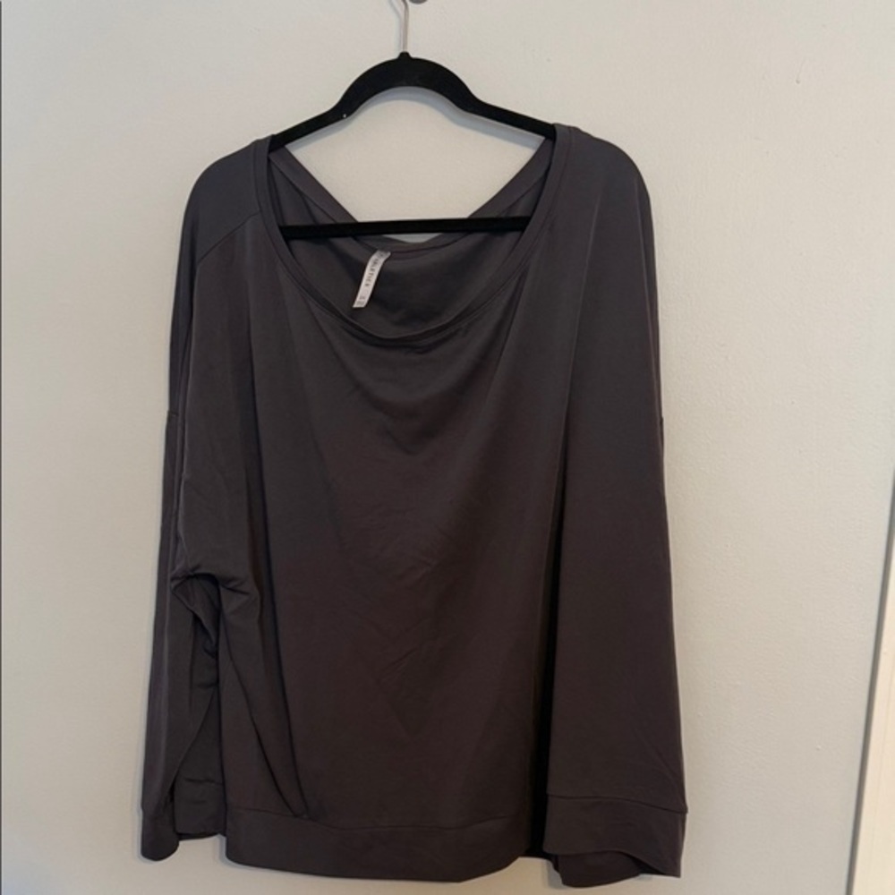 Fabletics Gray Off-the-Shoulder Boat Neck Pullover - 3X
